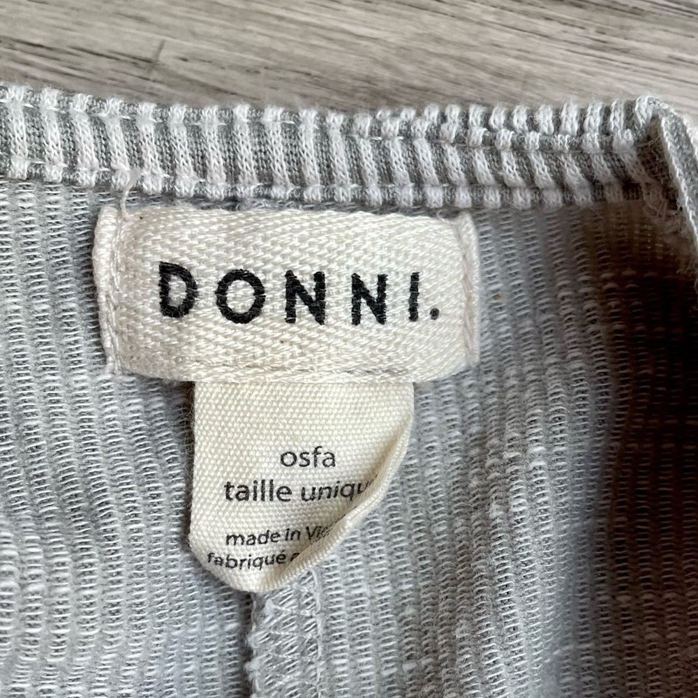 DONNI. Ribbed Sweater Coat Open Front Stretchy Ribbed Pockets Tan/Sand Color O/S - Picture 10 of 15